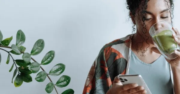 Gdzie kupić matchę? Najlepsze miejsca na zakupy i porady